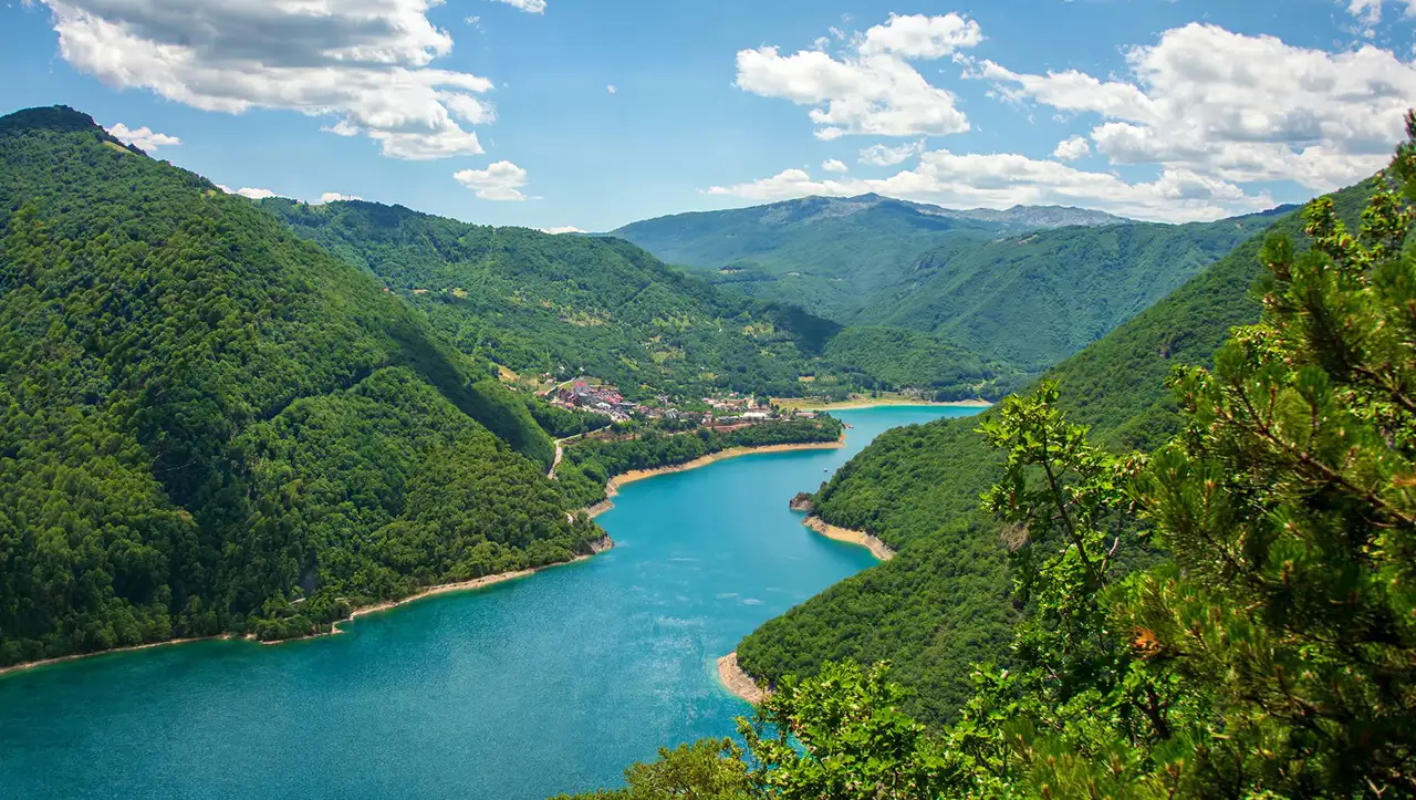 Kam újsť pred horúčavami a turistami: Neznáma tvár Balkánu je ideálna na digitálny detox